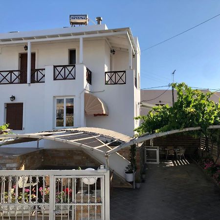 Dea House Apartment Finikas  Luaran gambar